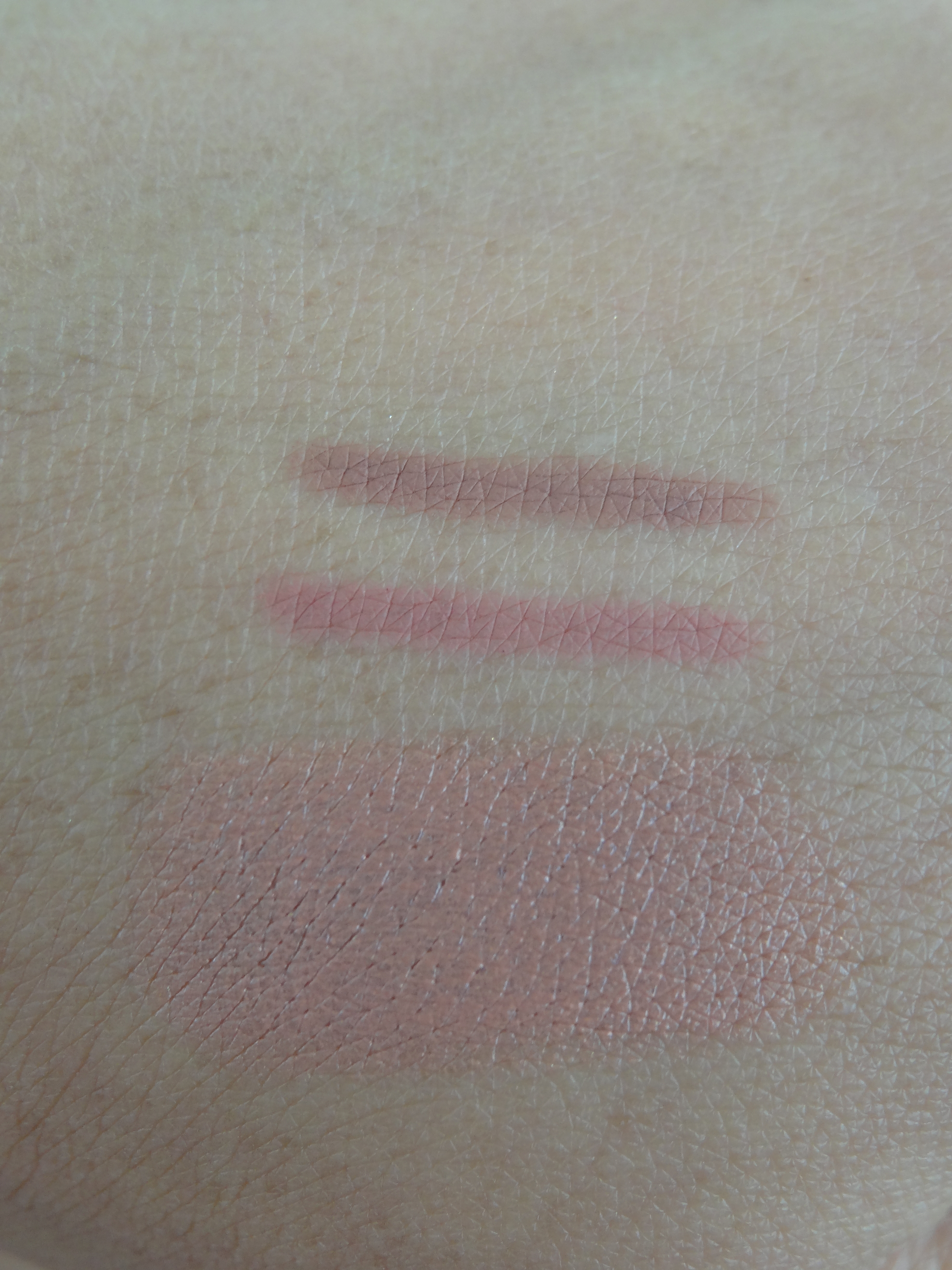 Charlotte tilbury  swatches